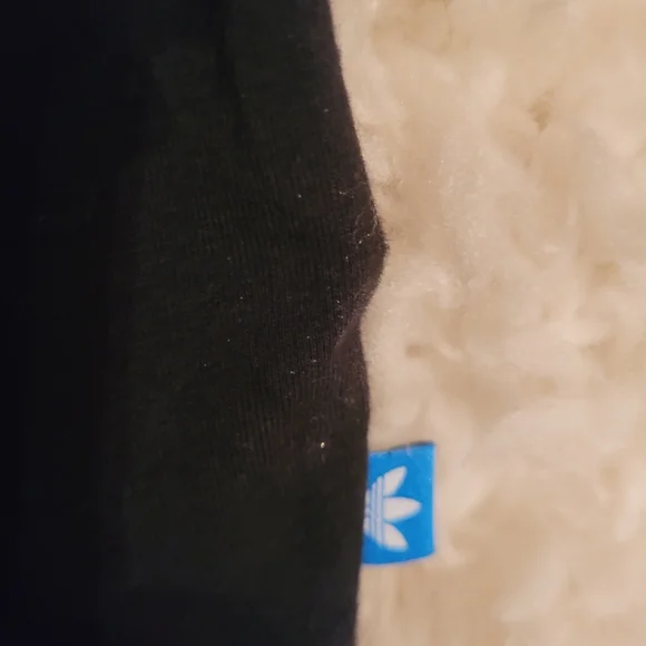 Adidas Long Sleeve Fitted Crop - Picture 3 of 3